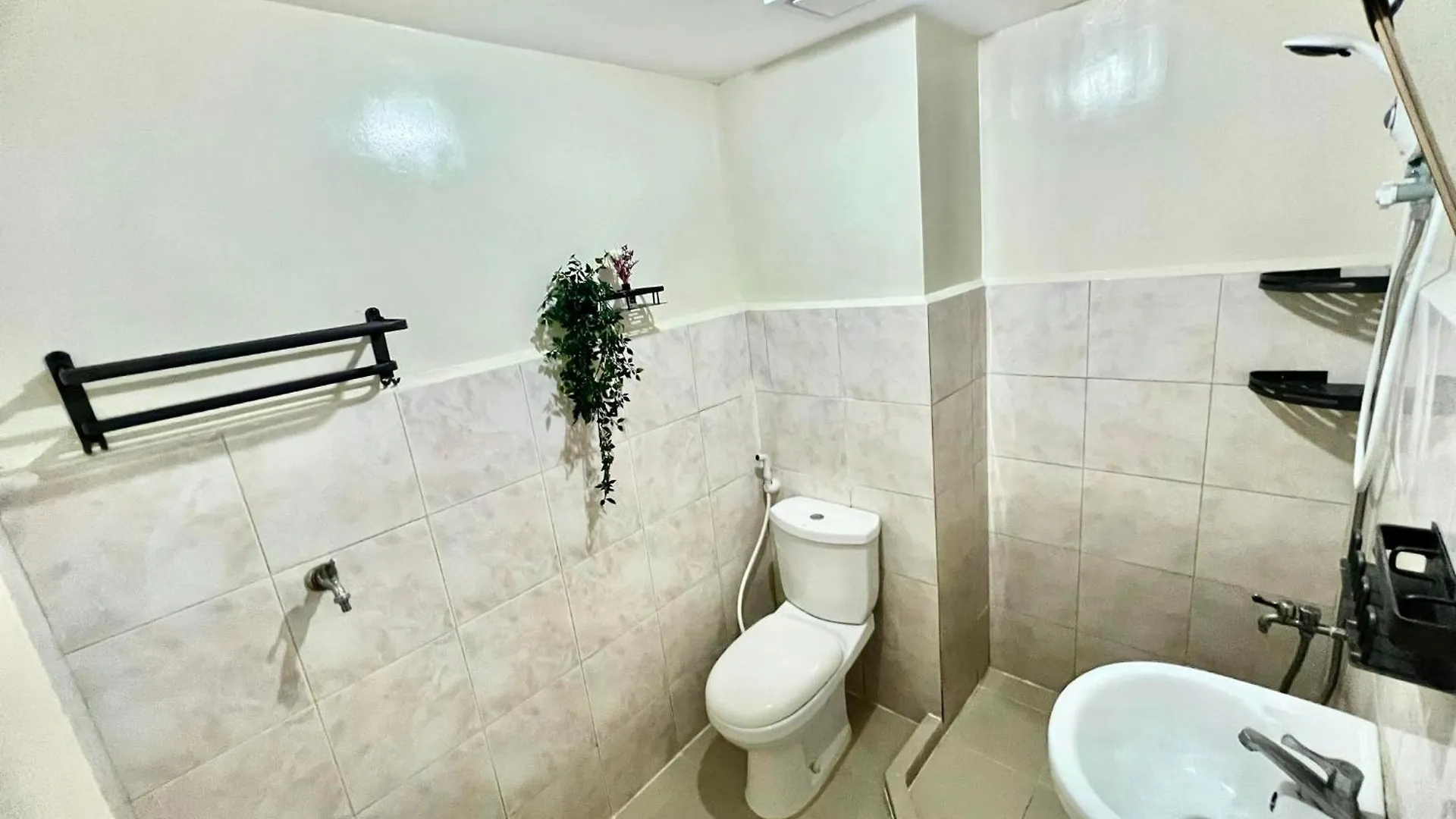 Ξενοδοχείο με διαμερίσματα Seawind Condo 3 Bedroom Near Airport And Samal Davao City